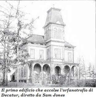 Il primo edificio che accolse l'orfanatrofio di Decatur